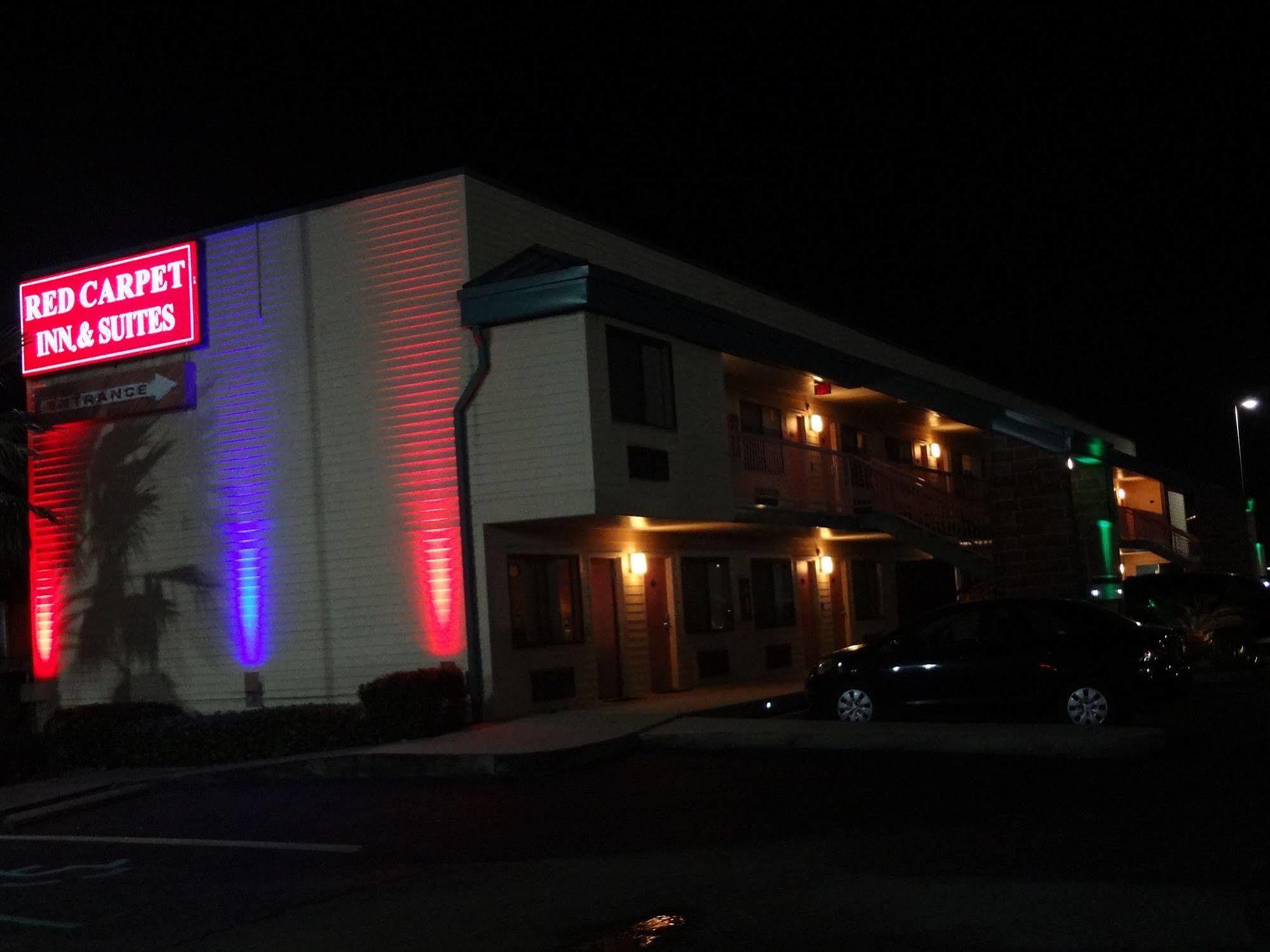 Nola Inn & Suites New Orleans Exterior photo